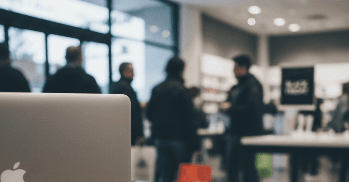 MacBook Air M4 discount drops to $749 for Black Friday